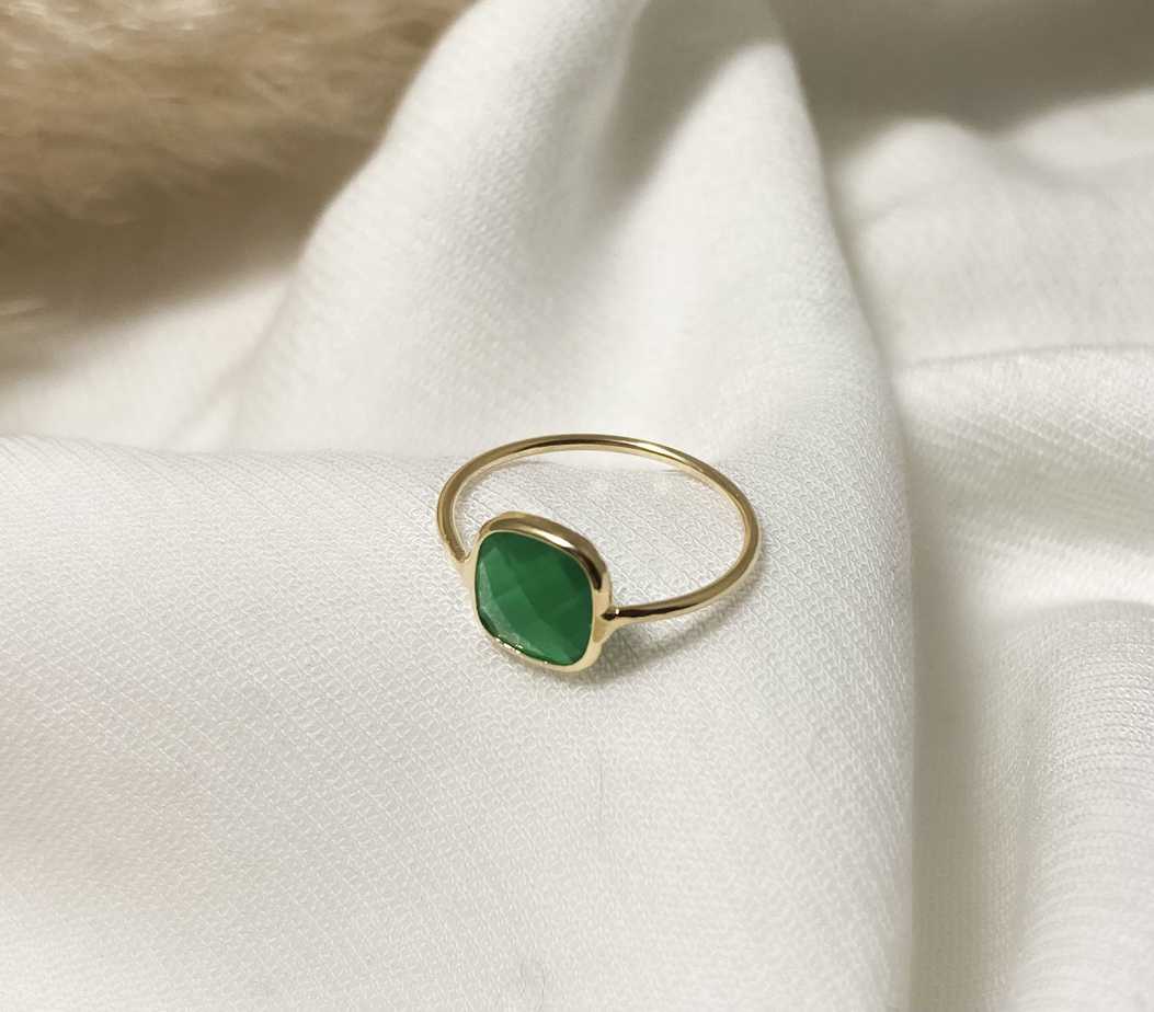 Bague vintage en cristal de lune verte