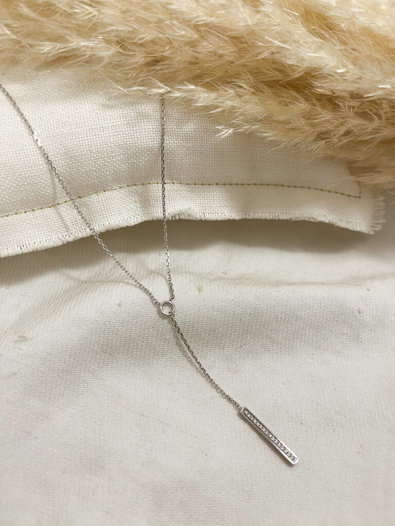 Collier CLAIRE cravate argent