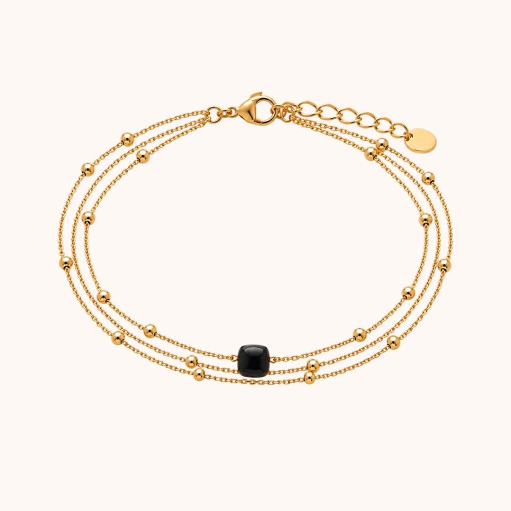 Bracelet Carole triple chaîne – Acier Doré – Onyx
